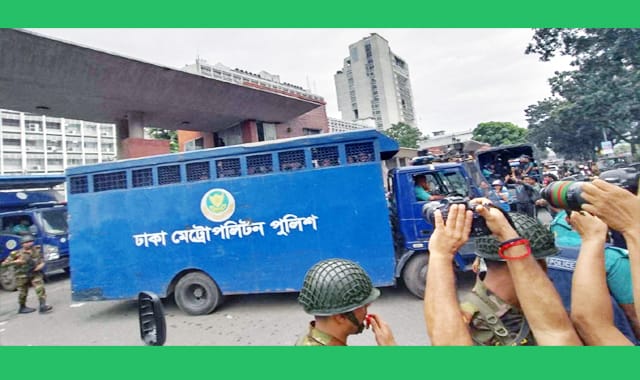 সচিবালয়ে ঢুকে পড়া শিক্ষার্থীদের মধ্যে ৫৩ জনকে আটক