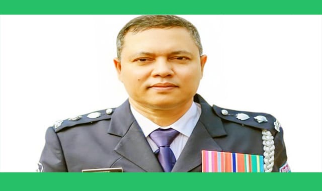 সাবেক পুলিশ সুপার সহ ৫৫ পুলিশ সদস্যের বিরুদ্ধে মামলা