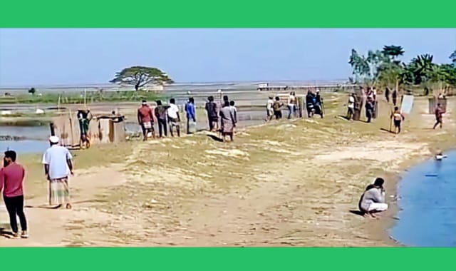 গ্রাম্য আধিপত্য বিস্তারকে কেন্দ্র করে দু’গ্রুপের রক্তক্ষয়ী সংঘর্ষ