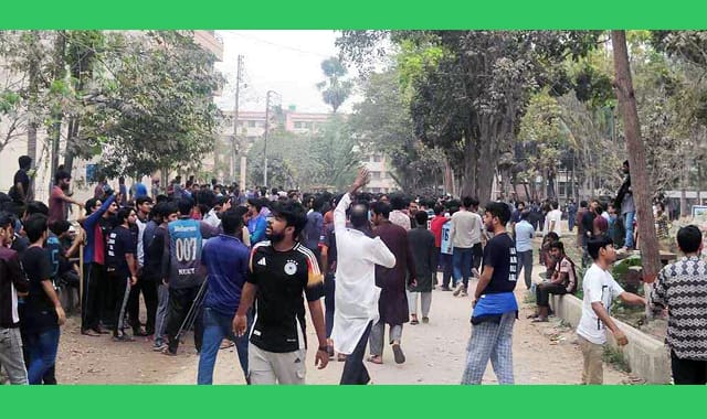আইনশৃঙ্খলা বাহিনী ও দেশবাসীর কাছে নিরাপত্তা চেয়েছেন কুয়েটের শিক্ষার্থীরা
