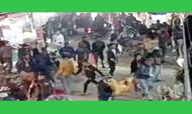 পার্কিং নিয়ে বিএনপির দুই গ্রুপের মধ্যে সংঘর্ষ