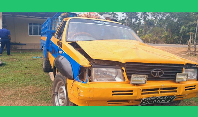 চা শ্রমিক বহনকারী পিকআপ গাড়ি নিয়ন্ত্রণ হারিয়ে উল্টে গিয়ে ২ চা শ্রমিক নিহত