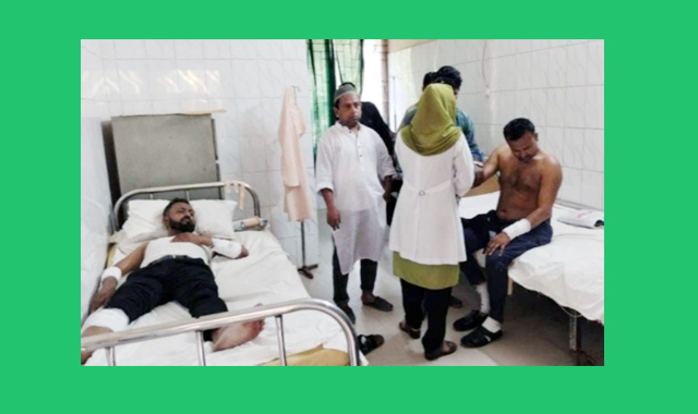 সংবাদ সংগ্রহের সময় ভোলা টাইমস্ পত্রিকার সম্পাদক ও বিজয় বাইনের উপর অতর্কিত হামলা