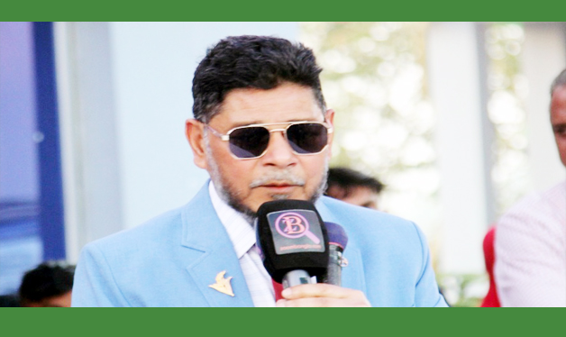 মঙ্গলবার দেশে ফিরছেন বদরুজ্জামান সেলিম