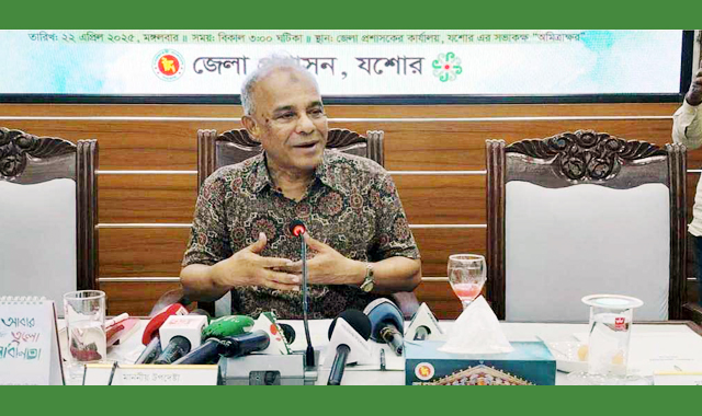লুট হওয়া অস্ত্র উদ্ধারে কাজ করতে হবে-স্বরাষ্ট্র উপদেষ্টা