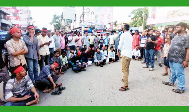 সুনামগঞ্জের অবরোধ কর্মসূচি করেছে জুলাই স্বপক্ষে ছাত্রজনতা