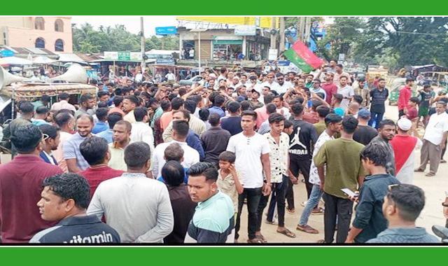 বড়লেখায় যুবদল,স্বেচ্ছাসেবকদল,ছাত্রদল ও কৃষক দলের শান্তিপূর্ণ বিক্ষোভ মিছিল