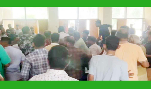 বিএনপির প্রস্তুতি সভায় দুগ্রুপের মধ্যে ধাওয়া-পাল্টাধাওয়া