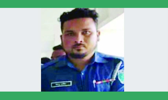 দুই পুলিশ সদস্যকে ক্লোজড