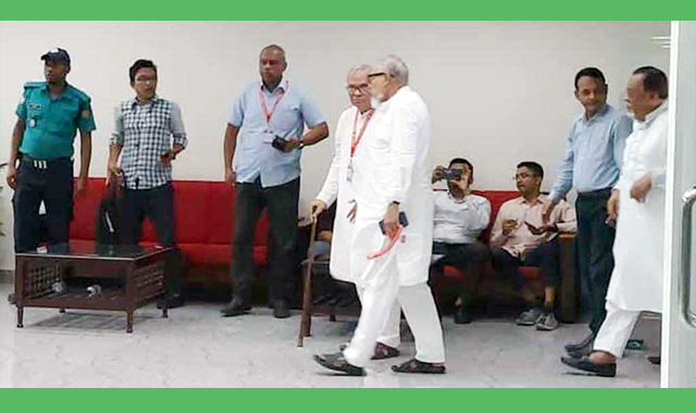 নির্বাচন কমিশনার সঙ্গে বৈঠক করেছে বিএনপির একটি প্রতিনিধি দল