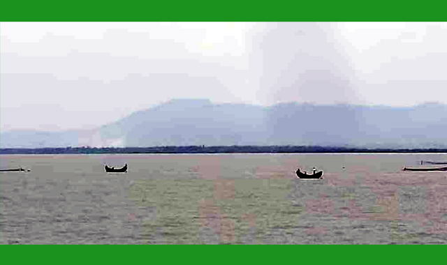 মিয়ানমারের সশস্ত্র বিদ্রোহী গোষ্ঠী নৌকাসহ ১২ বাংলাদেশি জেলেকে ধরে নিয়ে গেছে
