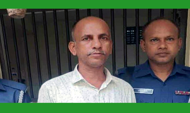 নৌ-পথে চাঁদাবাজি রিয়াজ উদ্দিন তালুকদারকে গ্রেফতার