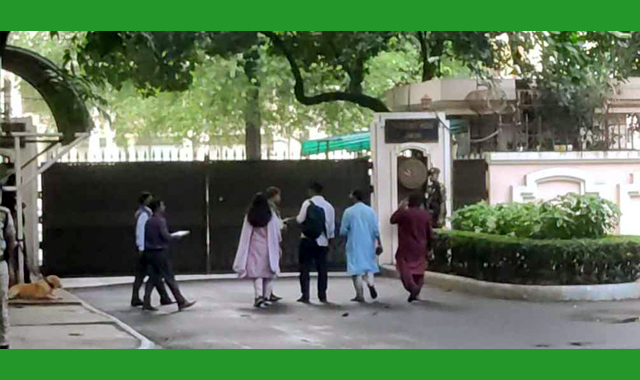 এনসিপির চার সদস্যের প্রতিনিধি দল উপদেষ্টার সঙ্গে বৈঠকে