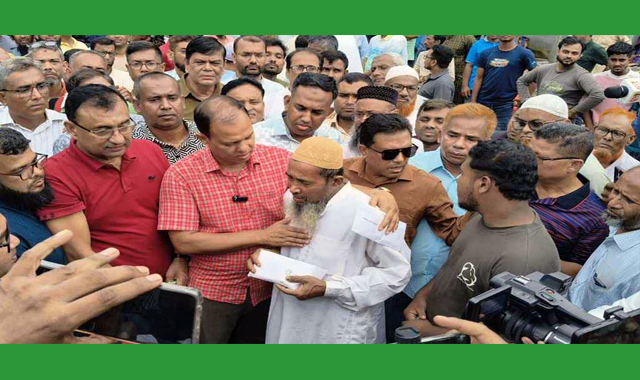 নিঃস্ব হয়ে যাওয়া তিনটি পরিবারকে আর্থিক সহায়তা দিয়েছেন-তারেক