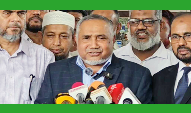 নির্বাচনের দিন গণভোট আয়োজন করা হলে আম ও ছালা দুইটাই যাবে-তাহের