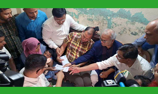 কল রেকর্ড রাখাটা ‘বেআইনি ও ব্ল্যাকমেইলিং-রিজভী