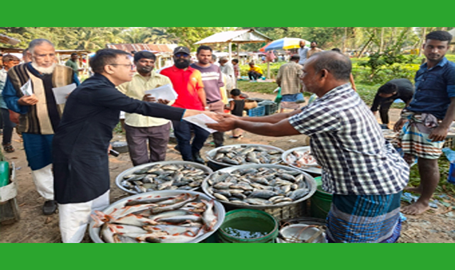 দলীয় নেতাকর্মী ছাড়াও বিভিন্ন শ্রেণি-পেশার মানুষের অংশগ্রহণ