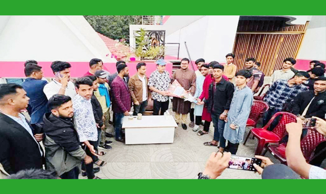 ছাত্র শিবিরের সাবেক সাধারণ সম্পাদক অর্ধশতাধিক নেতাকর্মী ও সমর্থক নিয়ে ছাত্রদলে যোগ দিলেন
