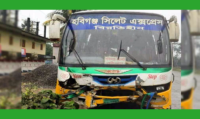 যাত্রীবাহী বাস ও একটি প্রাইভেটকারের সংঘর্ষে বাবা-মেয়ে নিহত