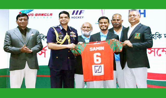 এবার দলের জার্সি উন্মোচন