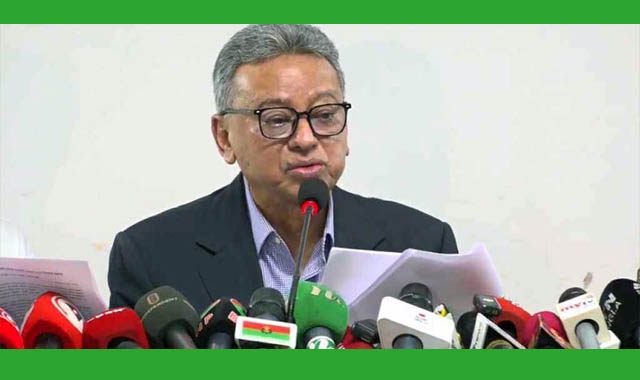 একমাত্র নির্বাচিত সরকারের পক্ষেই সংসদে সমাধান করা সম্ভব-খসরু