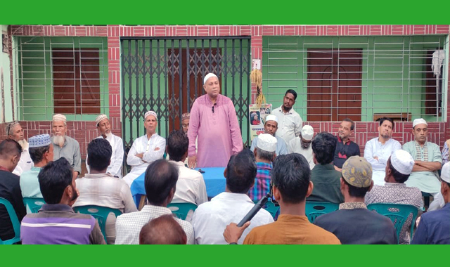গোলাপগঞ্জের লক্ষণাবন্দে উঠানবৈঠক করেছেন-এমরান