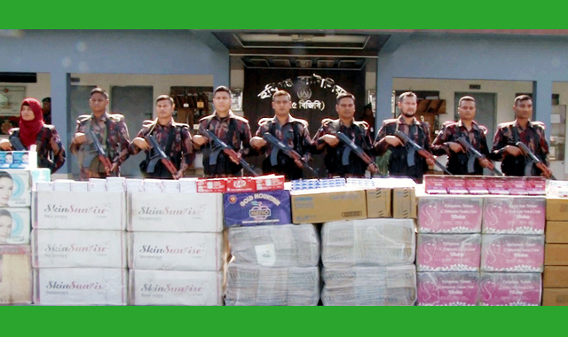 পাথর ও বালুবোঝাই ৫টি ট্রাক ও কাভার্ড ভ্যান জব্দ