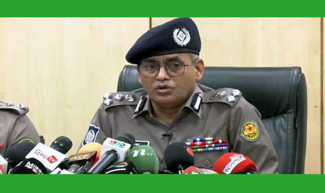 হাদির ওপর হামলাকারী মূল আসামি দেশেই আছে ডিএমপি কমিশনার