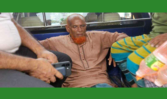 নাতনি ডেকে ধর্ষণের অভিযোগে এক বৃদ্ধকে হাতেনাতে আটক