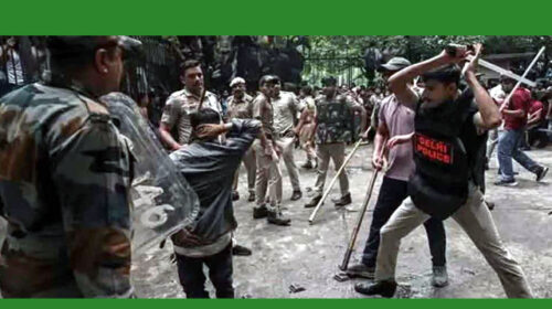 উত্তপ্ত হয়ে উঠেছে রাজধানী নয়াদিল্লি-ইন্টারনেট পরিষেবা বন্ধ