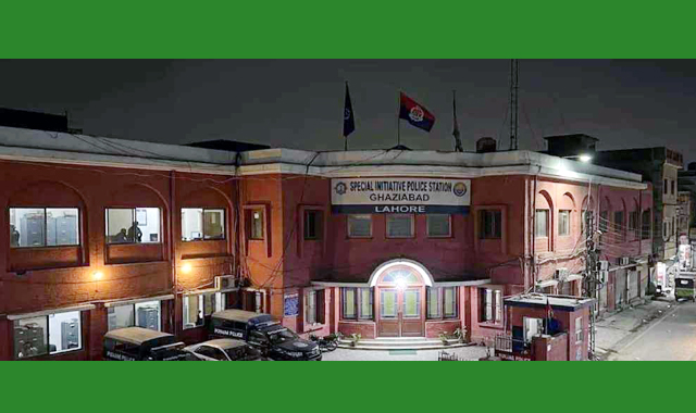 তরুণীকে ধর্ষণের অভিযোগে পাকিস্তানে থানার সব পুলিশ সদস্যকে বরখাস্ত