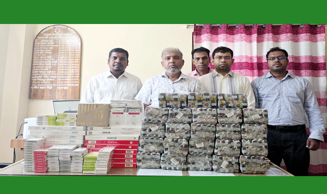 ৫ হাজার ৭৩০ শলাকা অবৈধ বিদেশি সিগারেট জব্দ