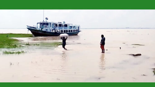 গাইয়াপাড়া লঞ্চঘাটে টার্মিনাল না থাকায় দুর্ভোগ