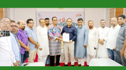 খেলার মাঠে মেলা বন্ধের দাবিতে স্মারকলিপি