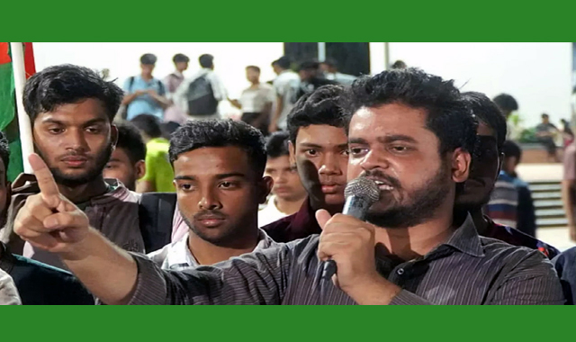 কুত্তার মতো পিটিয়ে’ রাজশাহী ছাড়া করার হুমকি