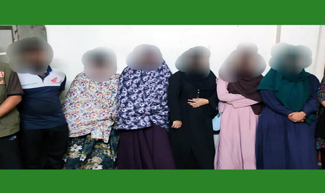 উপশহর থেকে পাঁচ তরুণীসহ ছয়জনকে আটক