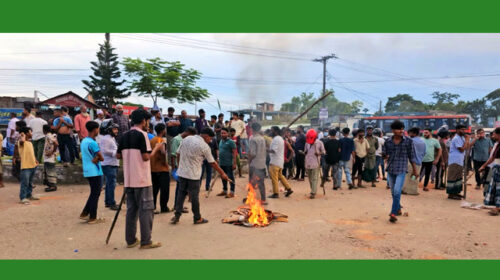 নবীনবরণ নিয়ে ছাত্রদল-ছাত্রশিবিরের সংঘর্ষ-গণমাধ্যম কর্মীদের হেনাস্থায় ৪৬ জন আহত