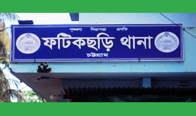 রাস্তার ধারে নবজাতক ছেলেশিশুকে জীবিত উদ্ধার
