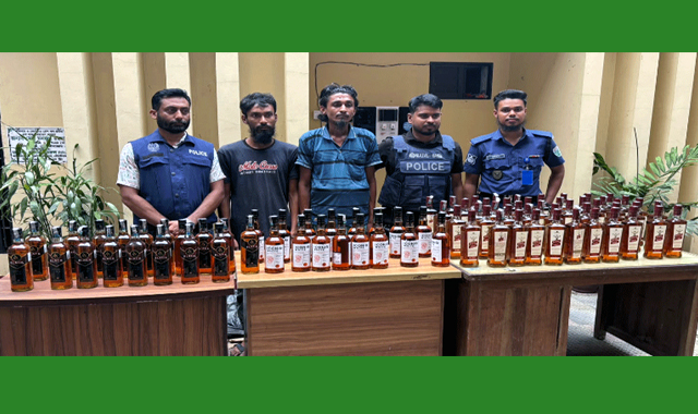 শেরপুর পুলিশ ফাঁড়ির অভিযানে ৮০ বোতল বিদেশি মদসহ দুইজনকে গ্রেফতার