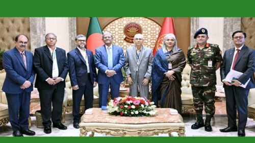 রাষ্ট্রপতি মির্জা ফখরুল ইসলাম আলমগীর-এর সঙ্গে সৌজন্য সাক্ষাৎ করেছেন