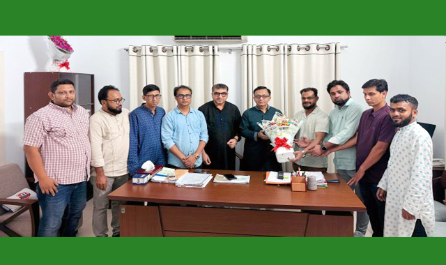শিল্প বস্ত্রমন্ত্রীর সঙ্গে সৌজন্য সাক্ষাৎ করেছেন সিলেট জেলা ও মহানগর যুবদলের নেতৃবৃন্দ